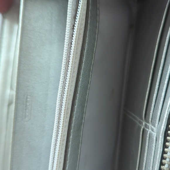 Coach wallets - Picture 10 of 16